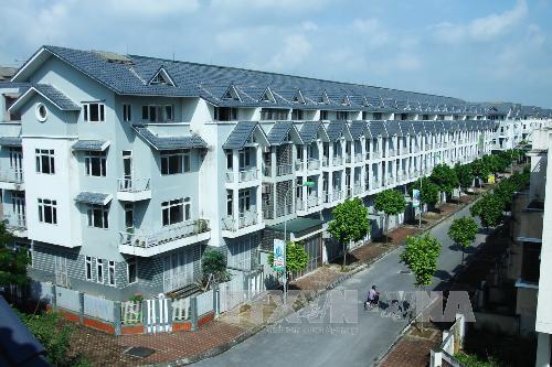 Bất động sản cuối năm: Tấp nập kẻ bán người mua ảnh 1