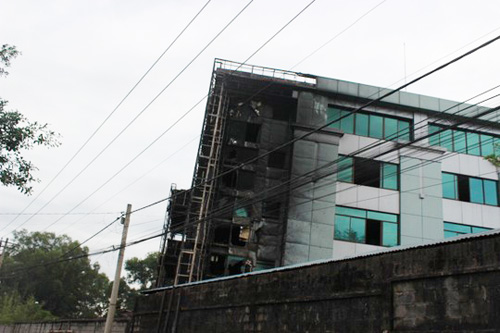 Cháy lớn tại Đại học Công nghệ Đồng Nai ảnh 1