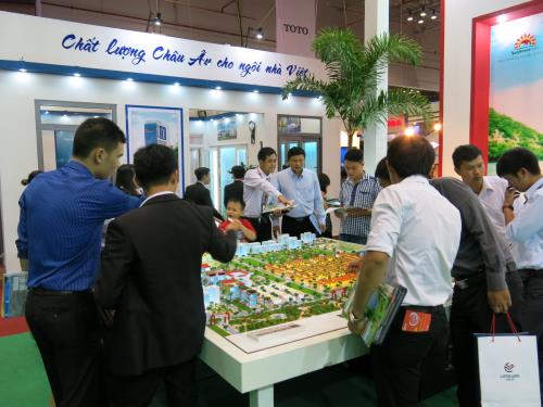 Thị trường bất động sản còn khó khăn ảnh 3