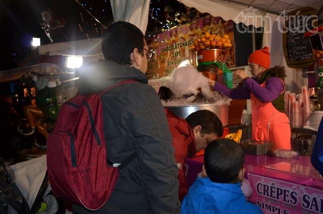 Giáng sinh trên Đại lộ Champs Elysées ảnh 10