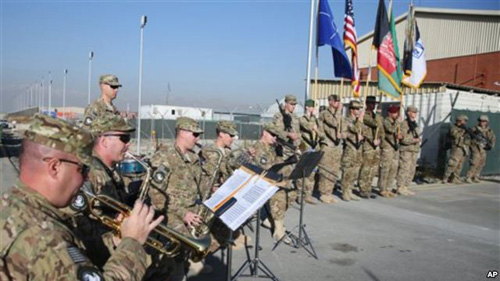 NATO kết thúc cuộc chiến 13 năm tại Afghanistan ảnh 1