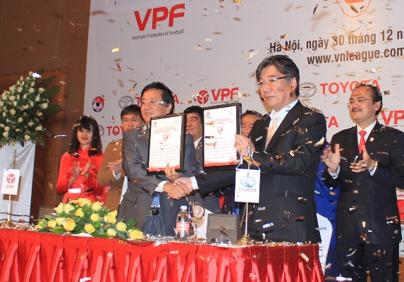 V-League 2015 giới thiệu nhà tài trợ chính ảnh 1