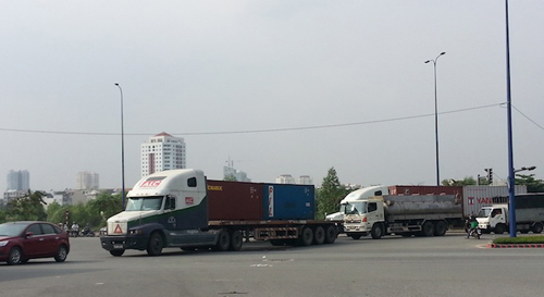 Giám sát doanh nghiệp vận tải hứa giảm cước ảnh 1
