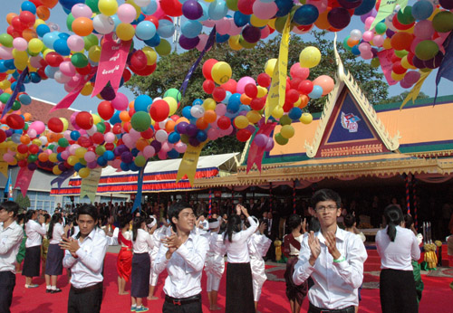 Campuchia tưng bừng kỷ niệm Ngày chiến thắng chế độ Khmer Đỏ ảnh 5