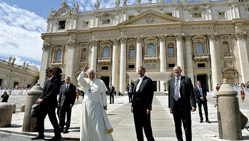 Vatican sẽ là mục tiêu tấn công tiếp theo của IS? ảnh 1