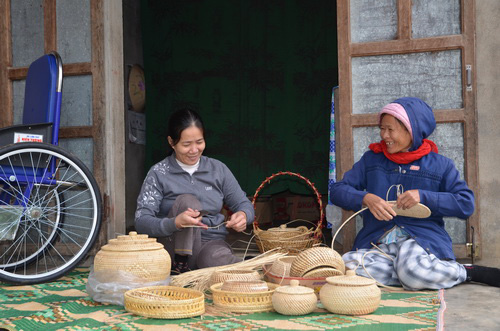 Hỗ trợ toàn diện cho nạn nhân bom mìn ảnh 1