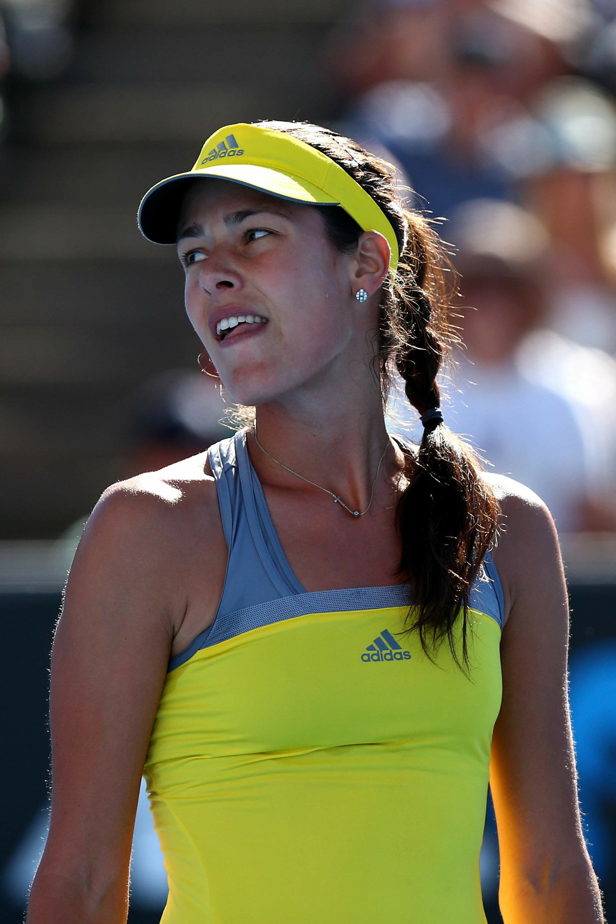 Ivanovic bị loại trong ngày khai màn Australian Open ảnh 1