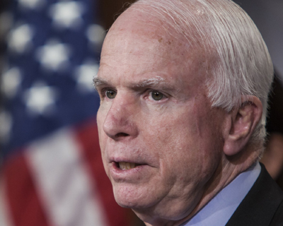 TNS McCain kêu gọi triển khai bộ binh quốc tế chống IS ảnh 1