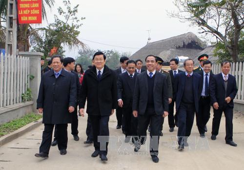 Chủ tịch nước thăm, làm việc tại Tuyên Quang ảnh 1