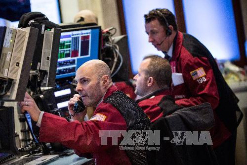 Giá dầu phục hồi, chứng khoán khởi sắc trước thềm cuộc họp ECB ảnh 1