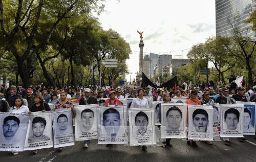 Mexico xác nhận 43 sinh viên mất tích đã thiệt mạng ảnh 1