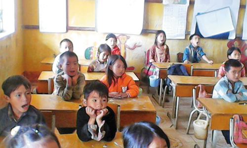 Xuân về thương thầy trò nơi điểm trường ảnh 1