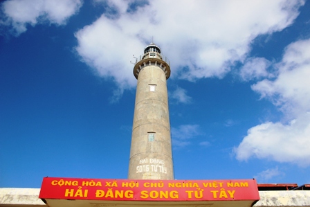 Ngắm đảo Song Tử Tây từ độ cao 38 mét ảnh 1
