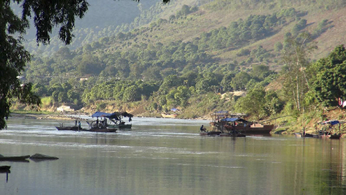 Sông Mã oằn mình vì 'sa tặc' ảnh 1