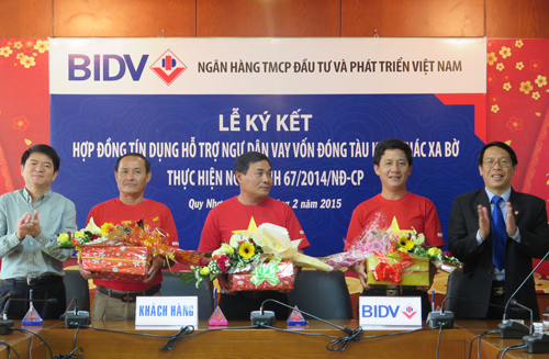 Nhiều vướng mắc trong việc đóng tàu sắt ảnh 1