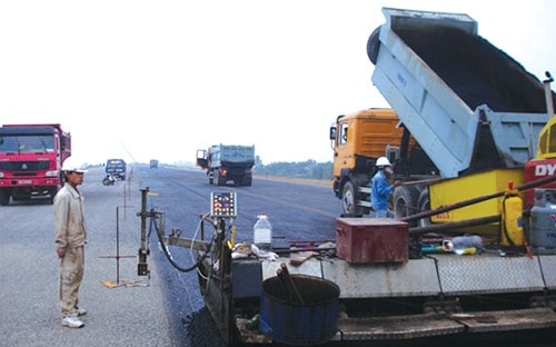 Cao tốc Hà Nội-Hải Phòng lại cần 'tối hậu thư' ảnh 1