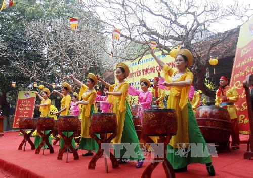 Nét mới của Lễ hội mùa xuân Côn Sơn-Kiếp Bạc 2015 ảnh 1