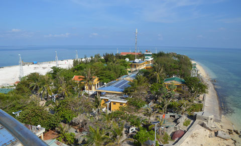 Trên đảo Sơn Ca nghĩ về Tổ quốc