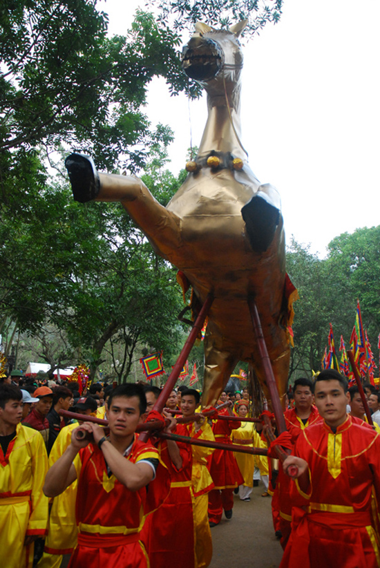 Hội Gióng đền Sóc tưng bừng khai mạc ảnh 5
