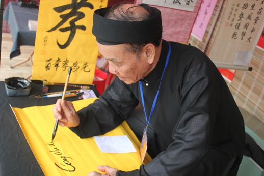 Nét đẹp xin, cho chữ đầu năm