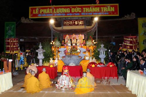 Rộn ràng Lễ phát lương Đền Trần Thương - Hà Nam ảnh 1