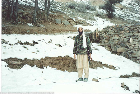 Ảnh hiếm về nơi ẩn nấp của trùm khủng bố Bin Laden