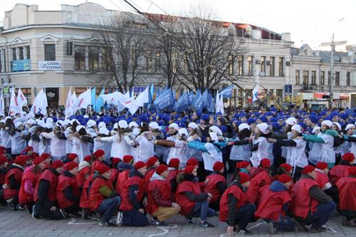Người dân Crimea kỷ niệm 1 năm ngày sáp nhập vào Nga ảnh 3