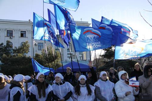 Người dân Crimea kỷ niệm 1 năm ngày sáp nhập vào Nga ảnh 12