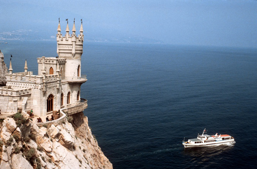 Crimea một năm sau ngày trở về Đất mẹ Nga ảnh 1