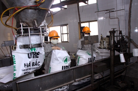 Doanh nghiệp phân bón gặp khó khi được... miễn thuế ảnh 1