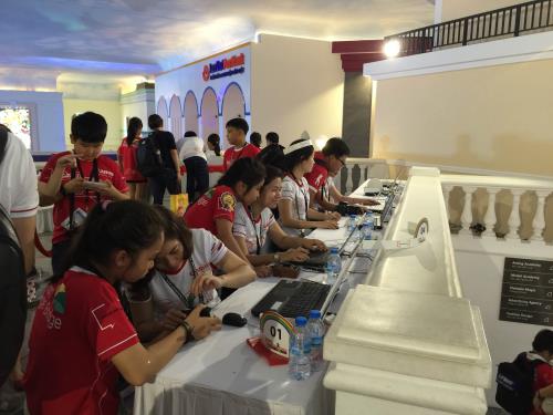 Hơn 500 học sinh tham sự Ngày hội tình bạn quốc tế