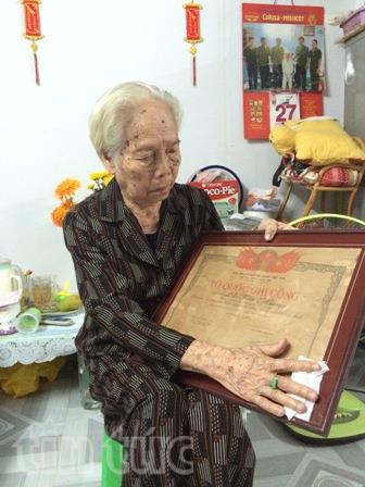 Tấm lòng bao la của những người mẹ ảnh 1
