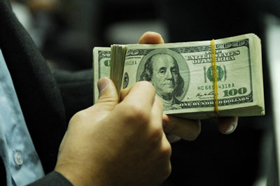 Giá đôla Mỹ vượt ngưỡng 21.600 đồng ảnh 1
