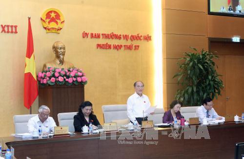 Khai mạc Phiên họp thứ 37, Ủy ban Thường vụ Quốc hội Khóa XIII ảnh 1