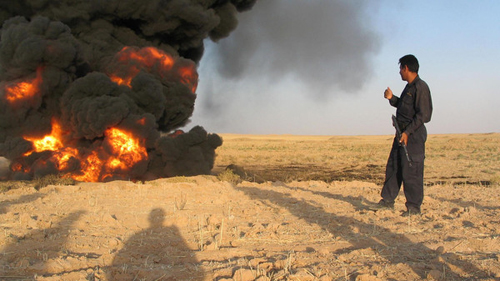  IS tấn công nhà máy lọc dầu lớn nhất Iraq ảnh 1