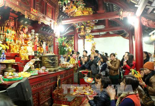 Lưu giữ những nét văn hóa độc đáo của lễ hội Phủ Dầy ảnh 1