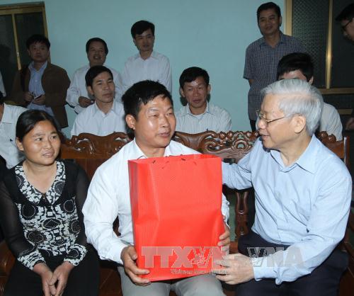 Tổng Bí thư Nguyễn Phú Trọng thăm, làm việc tại tỉnh Cao Bằng ảnh 3