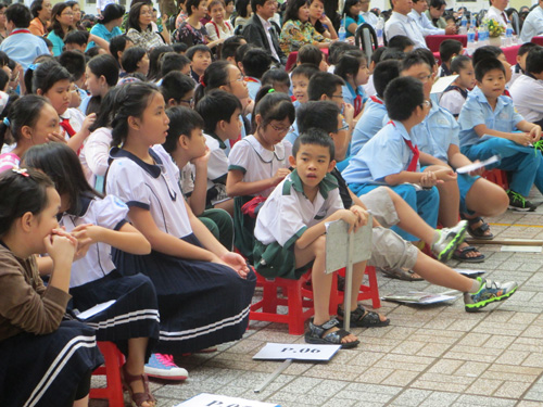 Vẫn lúng túng bỏ chấm điểm tiểu học ảnh 1