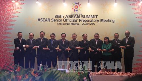 Phó thủ tướng Phạm Bình Minh dự tiệc chiêu đãi các Bộ trưởng ASEAN ảnh 1