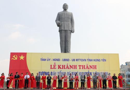 Khánh thành tượng đài Tổng Bí thư Nguyễn Văn Linh ảnh 2