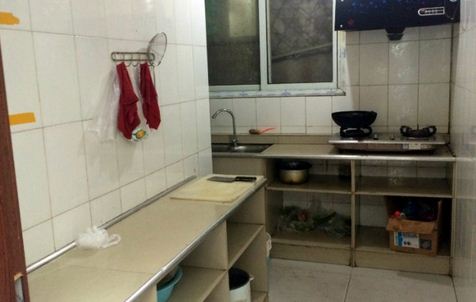Bên trong ‘khách sạn ung thư’ tồi tàn ở Trung Quốc ảnh 5