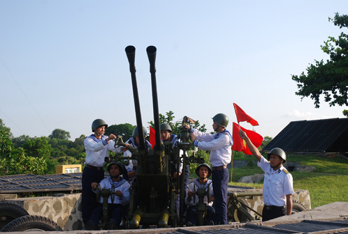 'Quả đấm thép' bảo vệ biển đảo ảnh 4