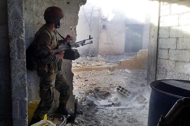 Mỹ bắt đầu huấn luyện chiến binh Syria chống IS ảnh 1