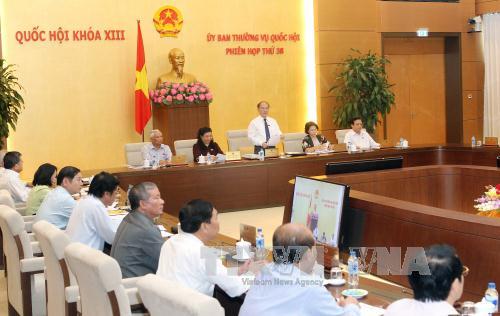 Khai mạc Phiên họp thứ 38 UBTV Quốc hội khóa XIII ảnh 1