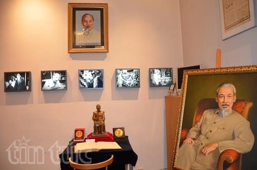 Không gian Hồ Chí Minh và tượng Bác tại thành phố Montreuil ảnh 1
