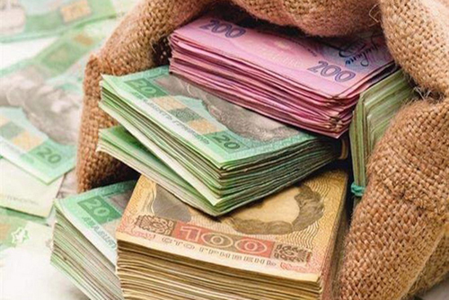 Kinh tế Ukraine lao dốc 17,6% trong quý I ảnh 1