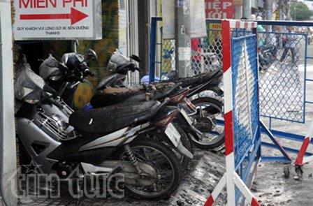 Hỏa hoạn thiêu rụi quán kem 3 tầng ảnh 2