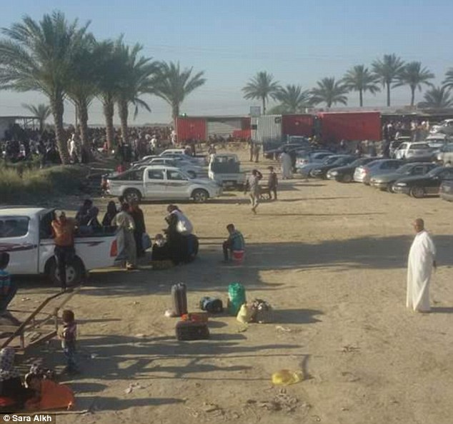 Trực thăng giải cứu lính Iraq thoát khỏi vòng vây IS ảnh 2