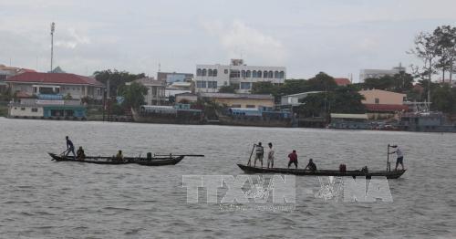 Thi thể 2 mẹ con trong vụ tai nạn trên sông Hậu ảnh 1