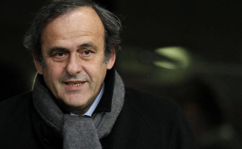 Những dấu hỏi xung quanh việc Sepp Blatter từ chức ảnh 3